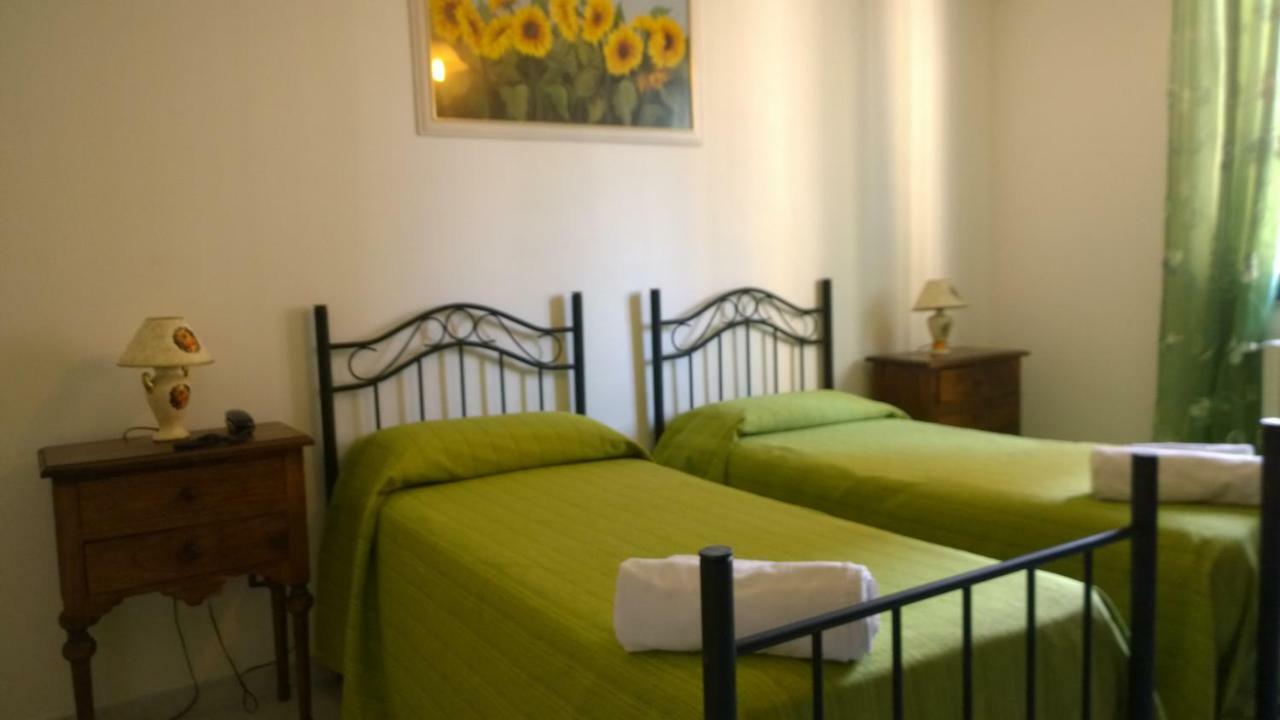 B&B Salento Vacanze มาลเย ภายนอก รูปภาพ