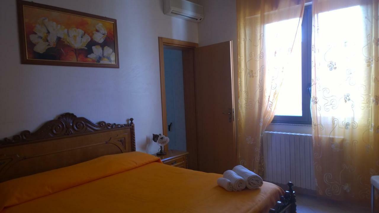 B&B Salento Vacanze มาลเย ภายนอก รูปภาพ