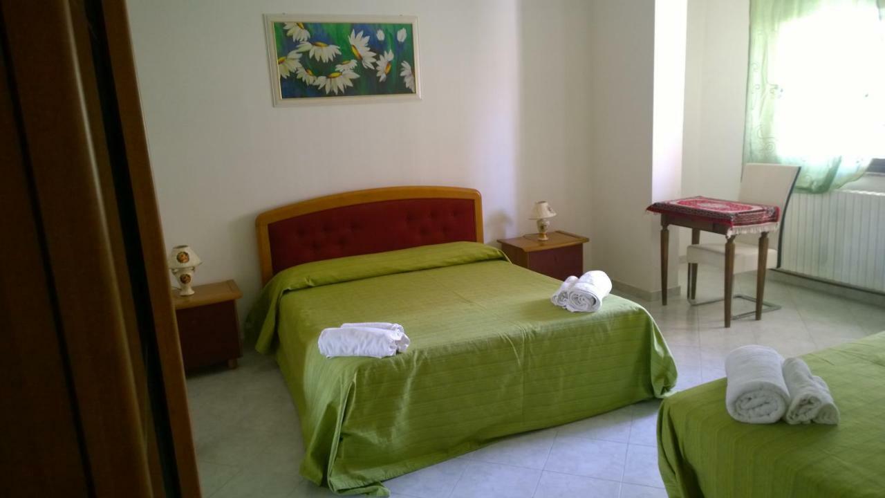 B&B Salento Vacanze มาลเย ภายนอก รูปภาพ